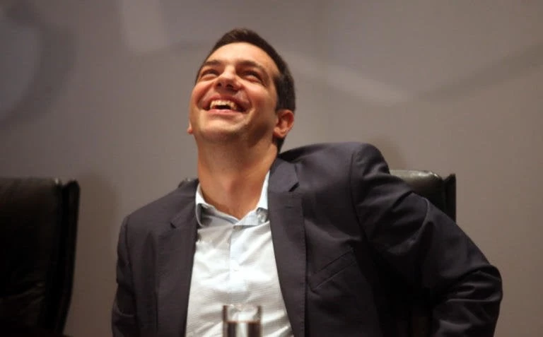 Κρήτη: Η ατάκα για τα ερωτικά που έλιωσε τον Αλέξη Τσίπρα – Πήραν φωτιά τα κινητά τηλέφωνα (βίντεο)